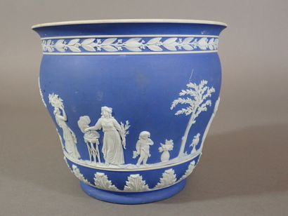 WEDGWOOD. Cache-pot en biscuit dit jasperware,...