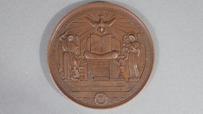 Lot de 2 médailles religieuses :
- AFRIQUE....