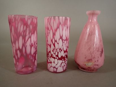 CLICHY, dans le goût de. Ensemble en verre...