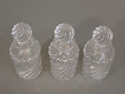 BACCARAT. Partie de garniture de toilette...