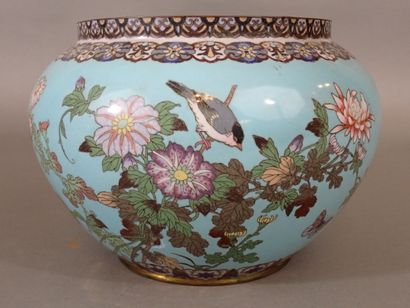 JAPON, fin XIXe ?, Cache-pot en émail cloisonné...