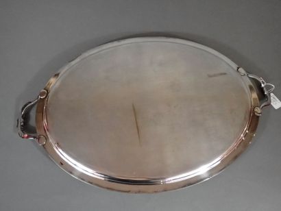 Grand plat de service en métal argenté, les...