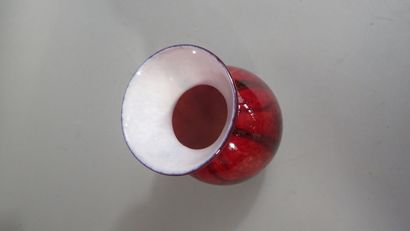 Pascal GUERNIC. Vase balustre en verre à...