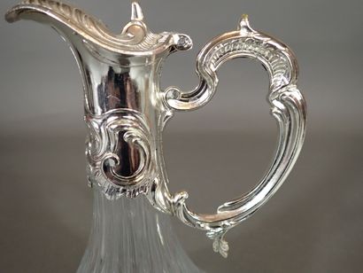 Carafe en verre et métal argenté de style...
