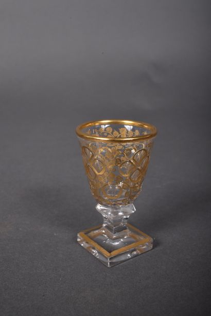 BACCARAT, attribué à. Partie de service de...