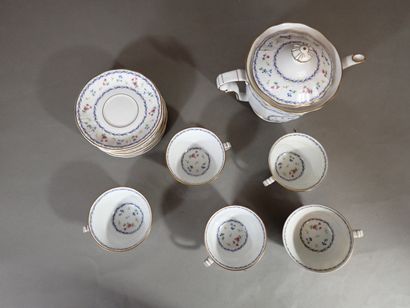 BERNARDAUD, Limoges, France. Service à thé...