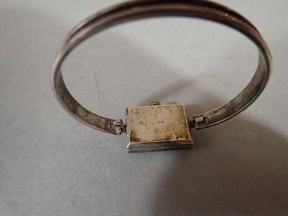 AZUR, Montre de dame en argent, le cadran...