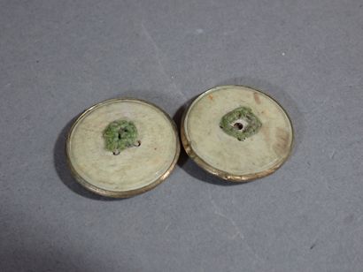 Ensemble de 2 gros boutons mle 1800-1803...