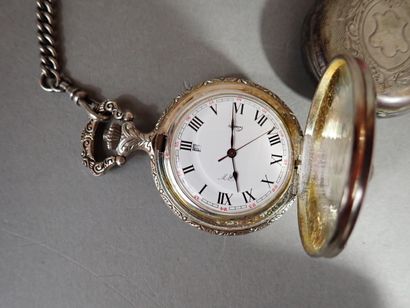 Lot de trois montres de gousset en métal...
