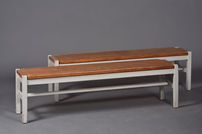Ilmari TAPIOVAARA (1914-1999). Paire de bancs...