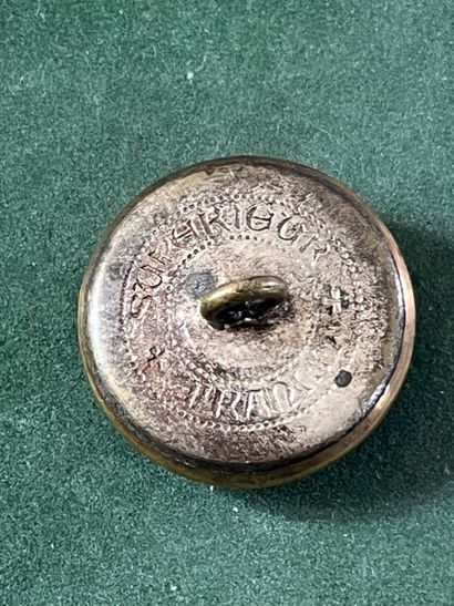 IDF. Bouton de tenue de l’équipage de Montcornet...