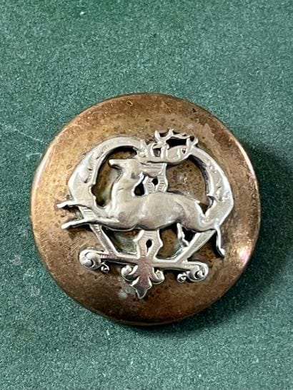 IDF. Bouton de tenue de l’équipage Menier...