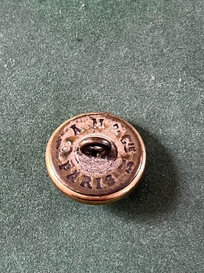 BOURB. Bouton de gilet du rallye Bourbonnais...