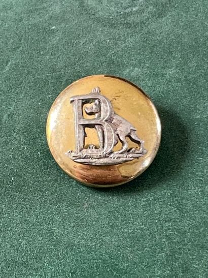 AUV. Bouton de gilet de l’équipage Bary (1898-1910)...