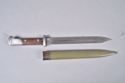 Pologne. Baïonnette modèle 1924. Poigné avec...