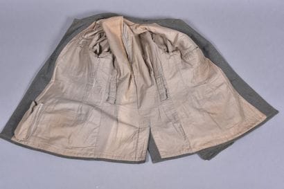 Vareuse en drap feldgrau 4 poches, pattes...