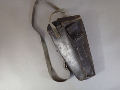 Etui en cuir noir pour lance grenade du fusil...