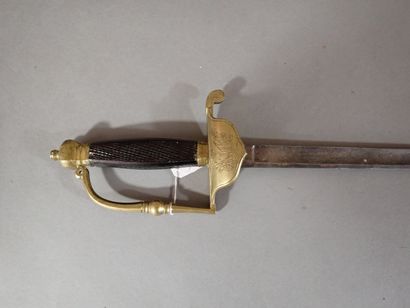 Épée d’officier vers 1800.
Monture en laiton...