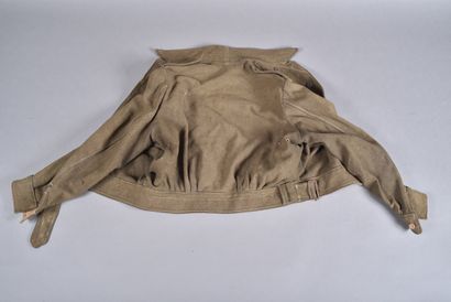 Lot comprenant un blouson type battle dress...