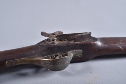 Fusil de chasse espagnol à percussion.
A...