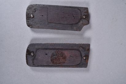 Fr- Paire de plaquettes en bois quadrillé...