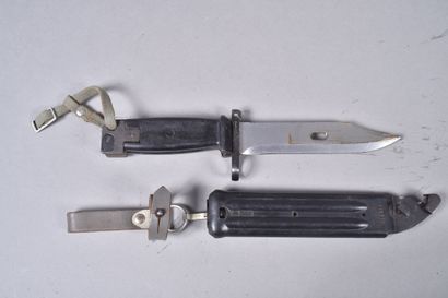 RDA-- Baïonnette AKMI pour fusil d’assaut...