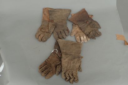 Trois paires de gants à crispin pour motard...
