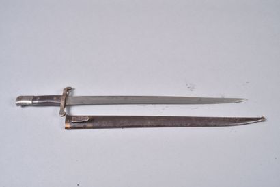 Portugal. Sabre baïonnette modèle 1885. Poignée...