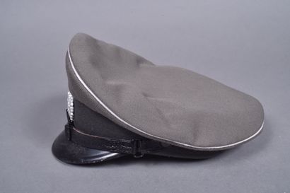 Casquette de carde du DRK (Croix rouge),...