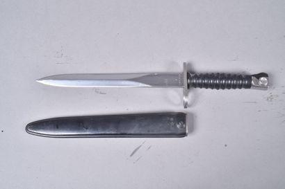 Suisse. Baïonnette modèle 1957 SIG. Poignée...