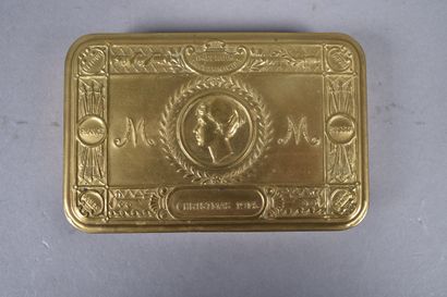 BGB- Boite cadeau offert pour Noel 1914 aux...
