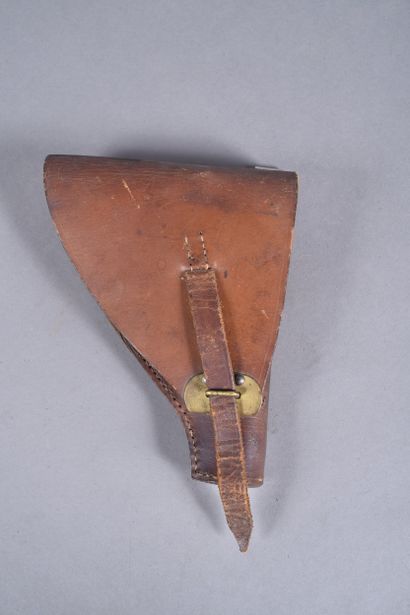 Fr- Etui pour pistolet modèle 1935 en cuir...