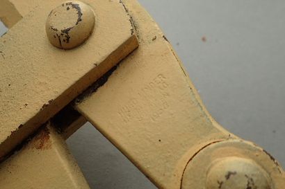Cisaille allemande avec manche en carton...