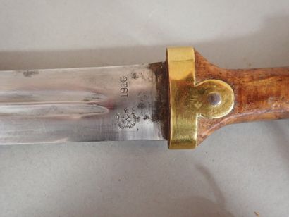 Sabre Beibout russe 1907
Monture en laiton,...