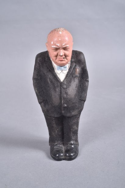 Winston Churchill. Statuette en plâtre peint...