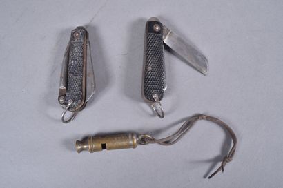 GB- Lot de deux couteaux pliant Jack Knife...