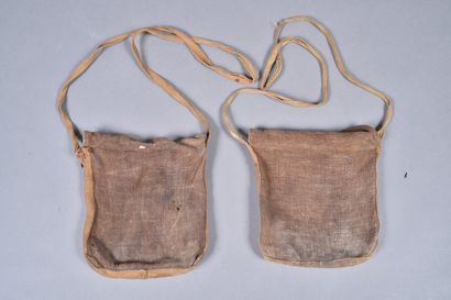 Deux sacoches réalisées à partir de musettes...