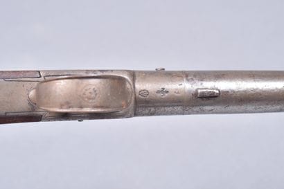 Petit pistolet à coffre par Forth à York.
Système...