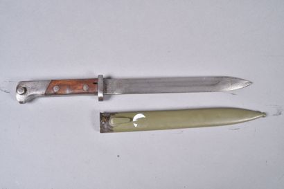Pologne. Baïonnette modèle 1924. Poigné avec...