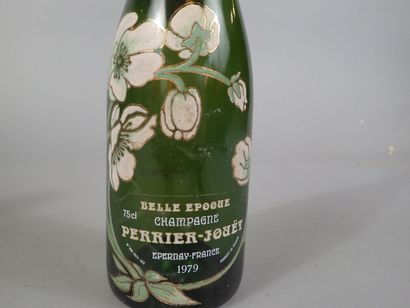 2 bouteilles Champagne Perrier-Jouët Belle...