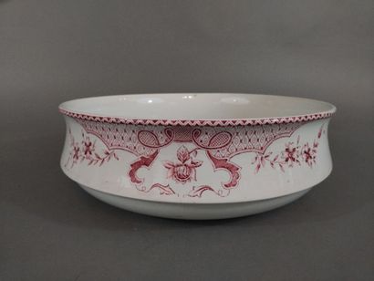 ONNAING (Nord) - Bassine en faïence à décor...