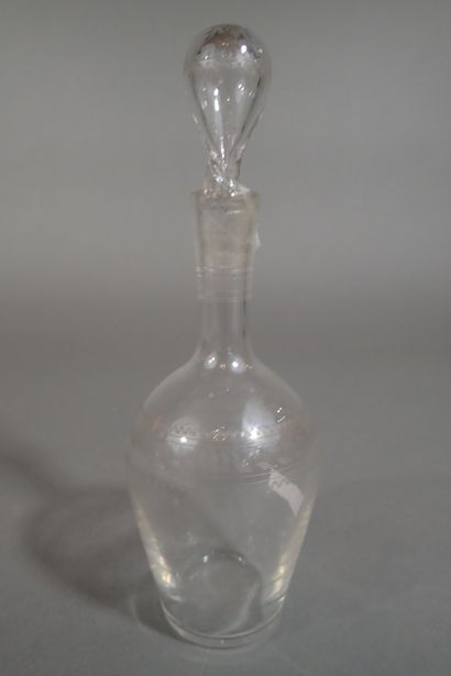 Lot de 5 verreries comprenant : carafon et...