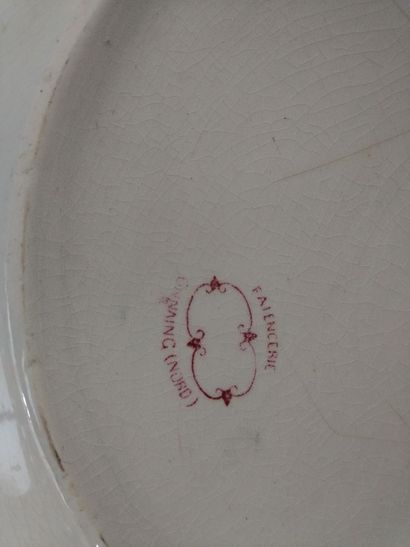ONNAING (Nord) - Bassine en faïence à décor...