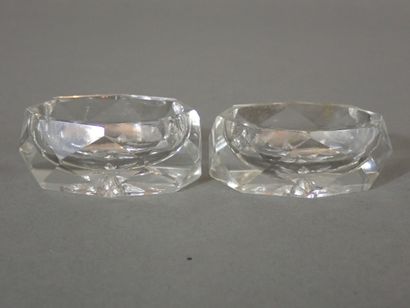 Lot de 4 petits salerons en cristal, deux...