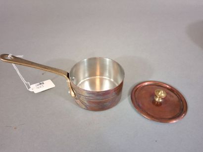Lot de pièces de service de table en métal...