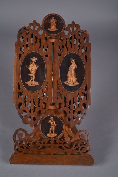 Miroir portatif de voyage formant triptyque...