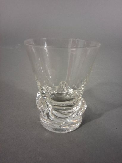 DAUM, France, Lot de 10 verres à liqueur...