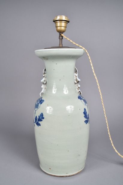 Chine, fin du XIXe siècle. Important vase...