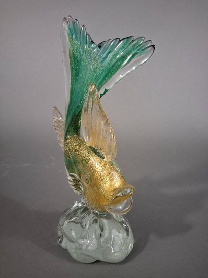MURANO, dans le gout de. Deux poissons en...