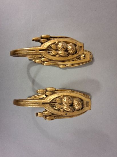 Paire d’embrasses pour rideaux en laiton...
